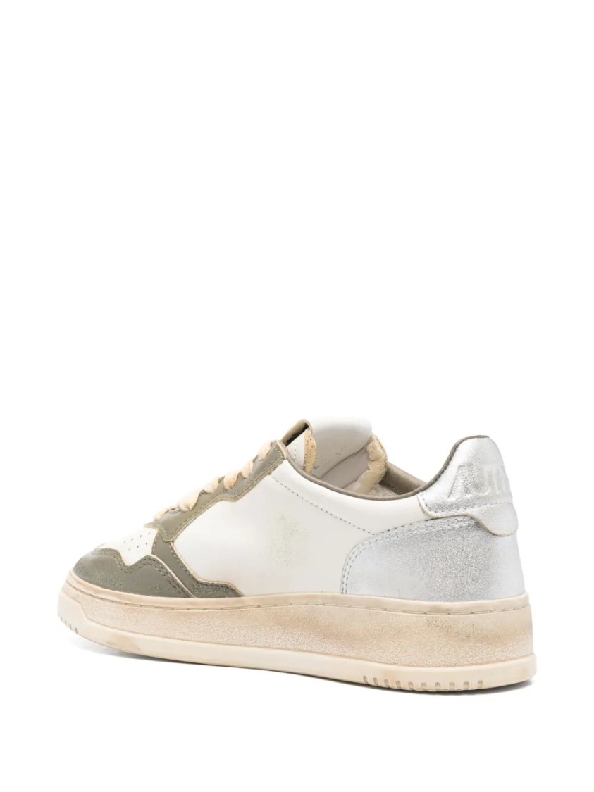 Autry Vintage Inspired Low-top Sneakers With Textured Accents In Neutrals