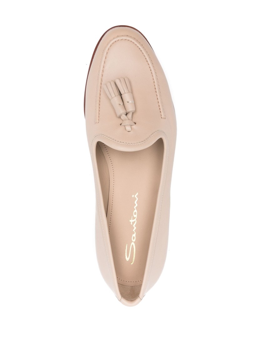 フラットシューズ Santoni Beige Leather Tassel Loafers With Rubber Sole Santoni Beige Leather Tassel Loafers With Rubber Sole Flat