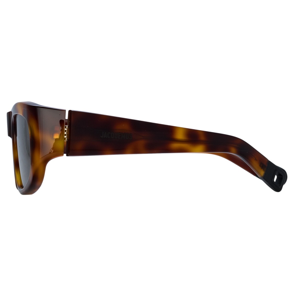 Linda Farrow Jacquemus X Pilot