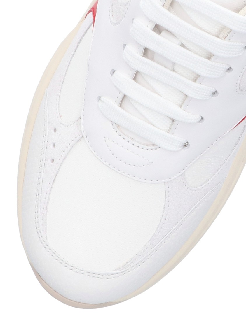 Ferragamo Round Head Lace-up Sneakers