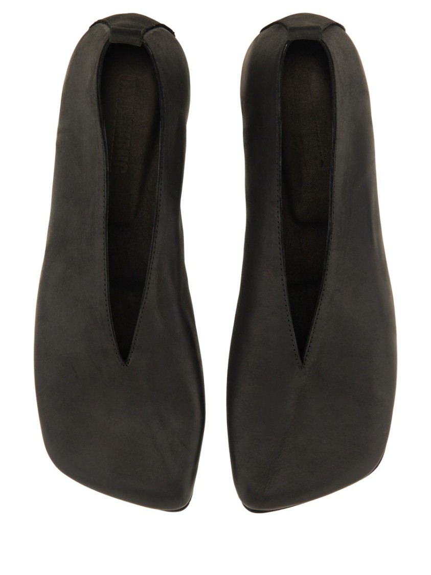 Shop Uma Wang Stone Ballerina In Black