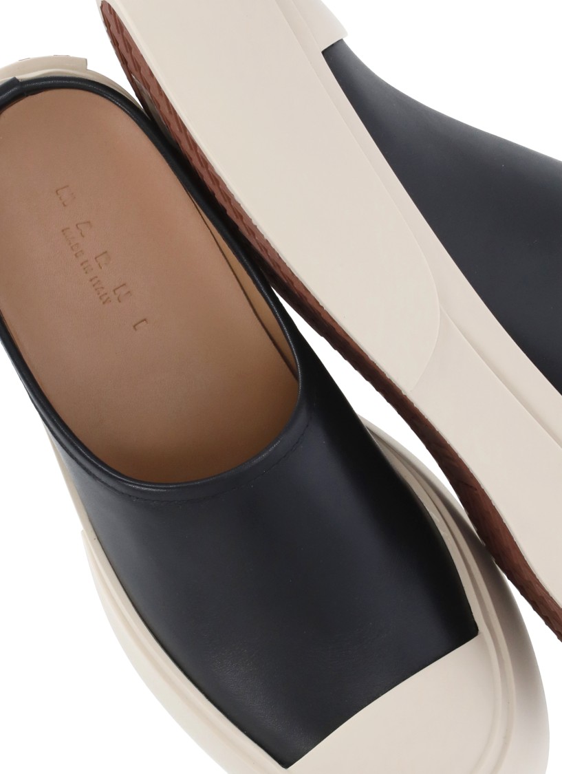Marni Smooth Leather Pablo Clogs In Black