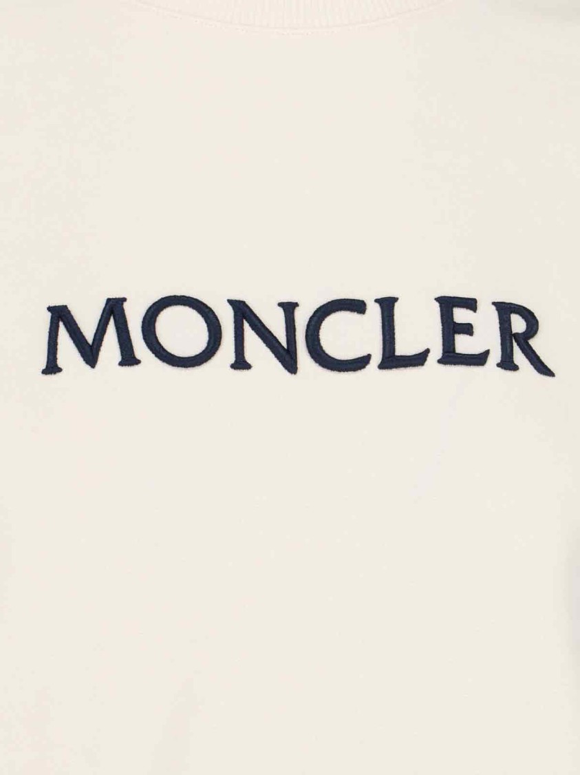 Moncler Crewneck Cotton Sweatshirt With Embroidered Logo And Multicolor Patch In Neutral