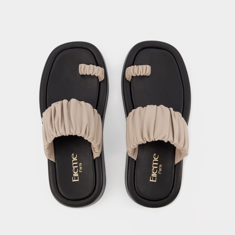 サンダル・ミュール Amor Platform Slides - Elleme - Taupe/Black - Leather Elleme Amor Platform Slides - Taupe/Black - Leather | THE LIST