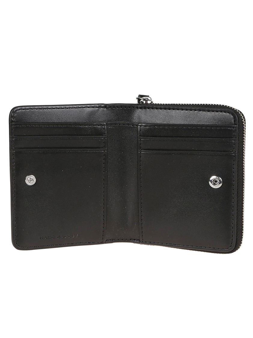 Marc Jacobs Textured Leather Wallet With Zip-around Closure