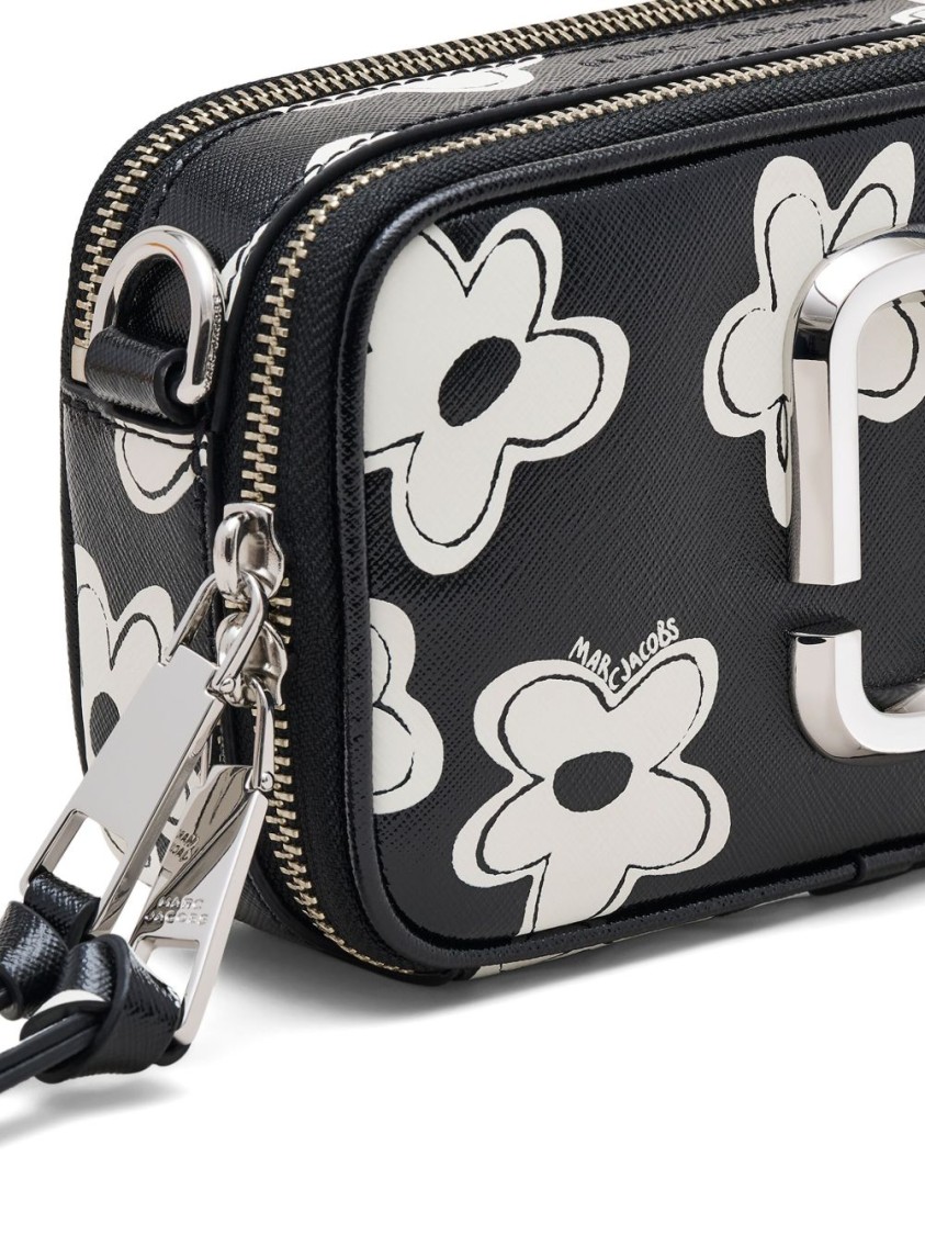 Shop Marc Jacobs Rectangular Floral Patterned Bag In Black
