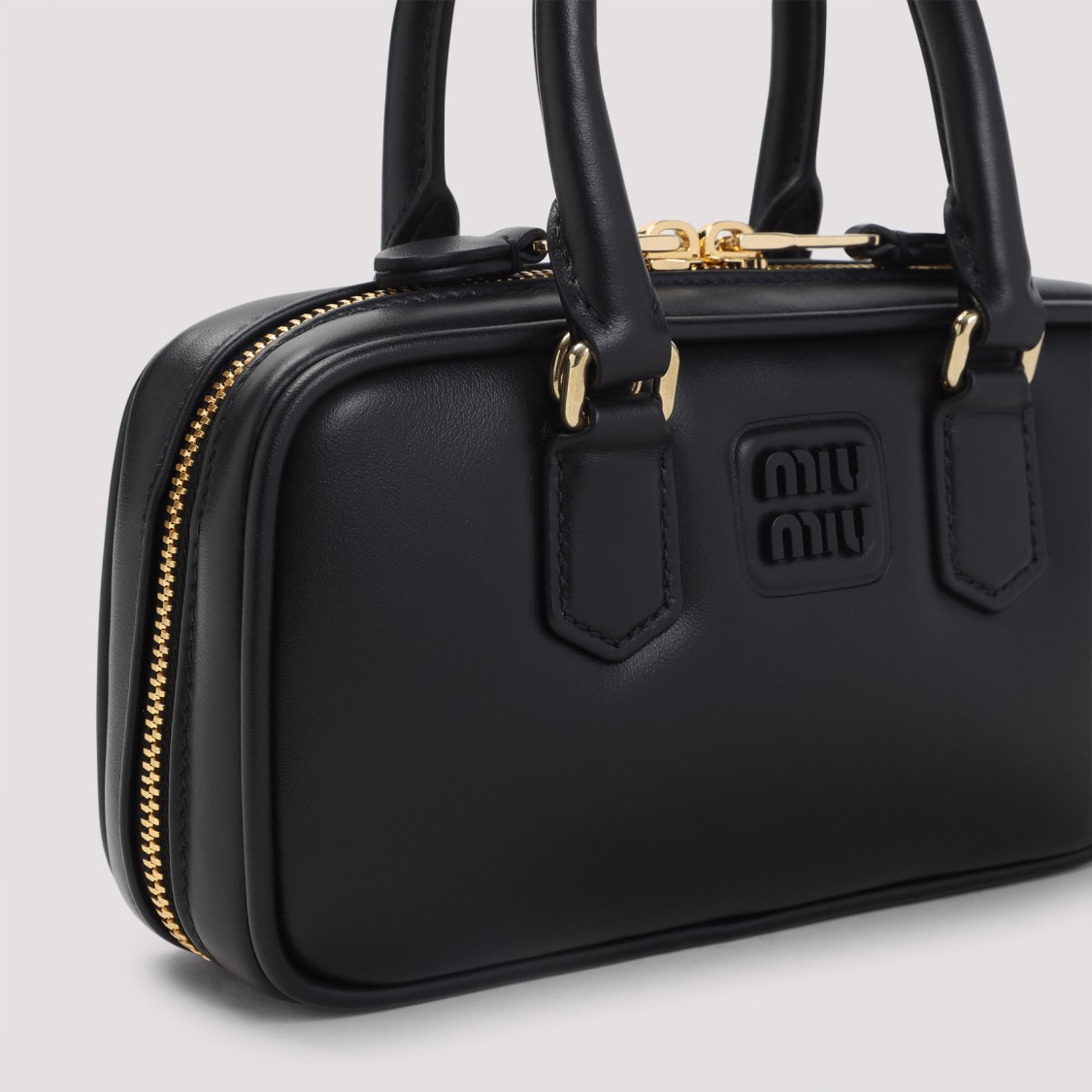 ショルダーバッグ・ポシェット Miu Miu Compact Structured Shoulder Bag In Smooth Calf Miu Miu Compact Structured Shoulder Bag In Smooth Calf