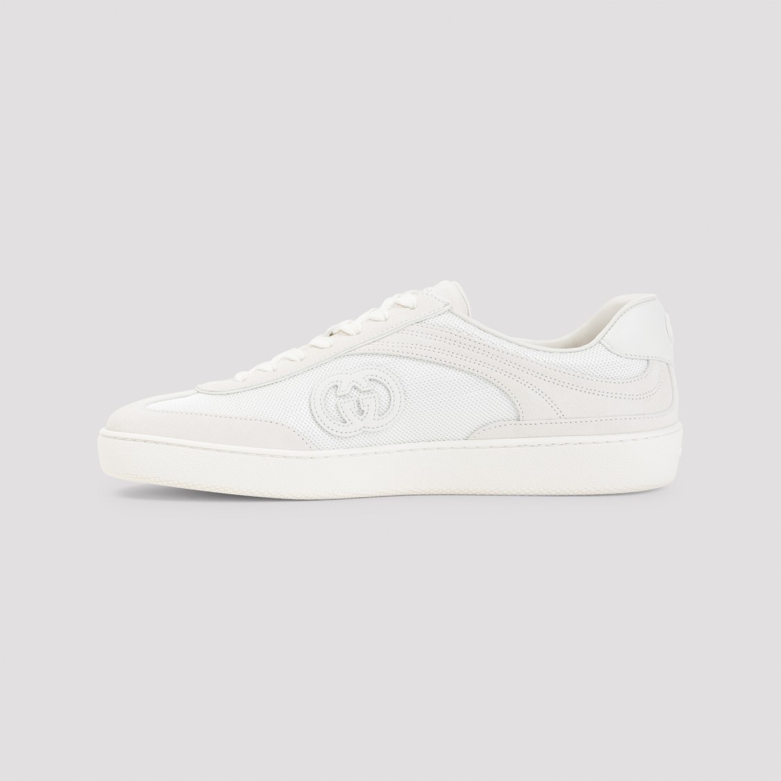 Gucci Interlocking G Low-top Sneakers In White