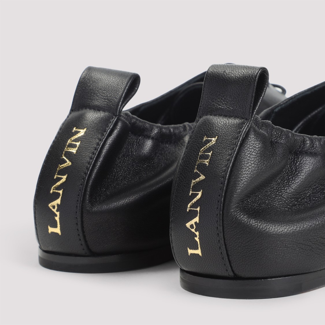 Lanvin Pointed-toe Leather Flats With Gathered Elastic Collar