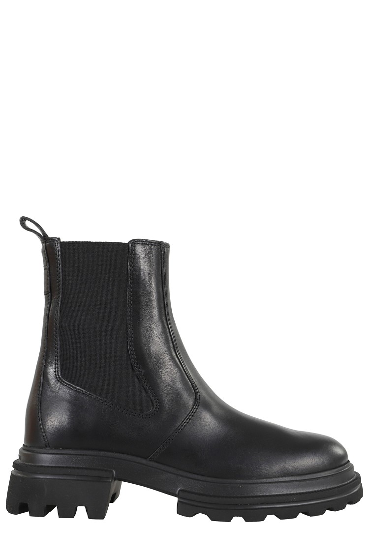 Hogan H674 Ankle Boot With Elastic Inserts And Robust Sole In Black