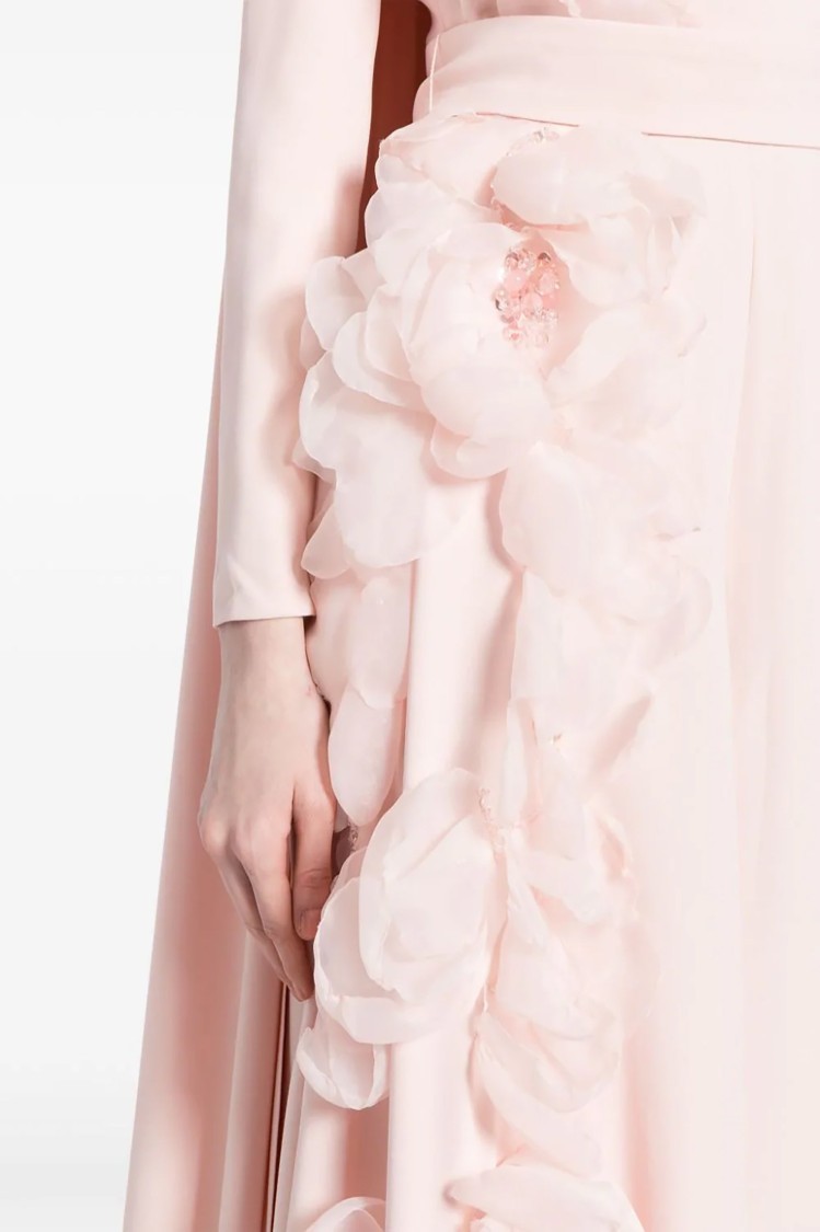 Saiid Kobeisy Crepe Kaftan With Organza Flowers In Pink