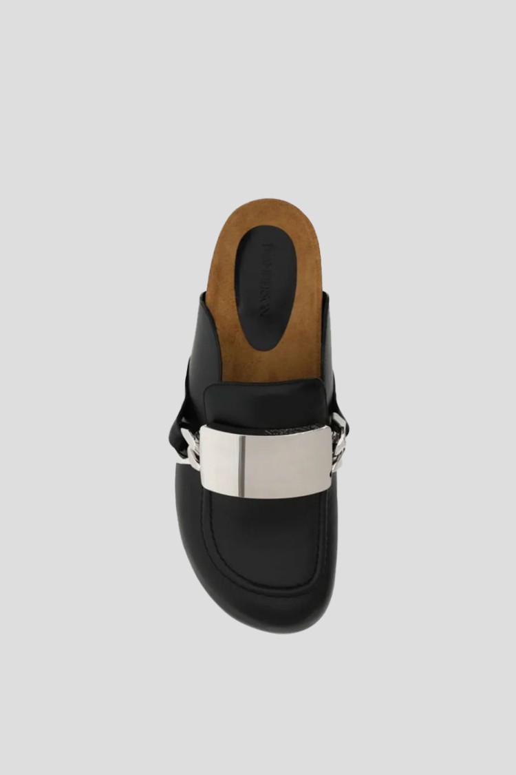 Him Co Black Leather Slippers In Black