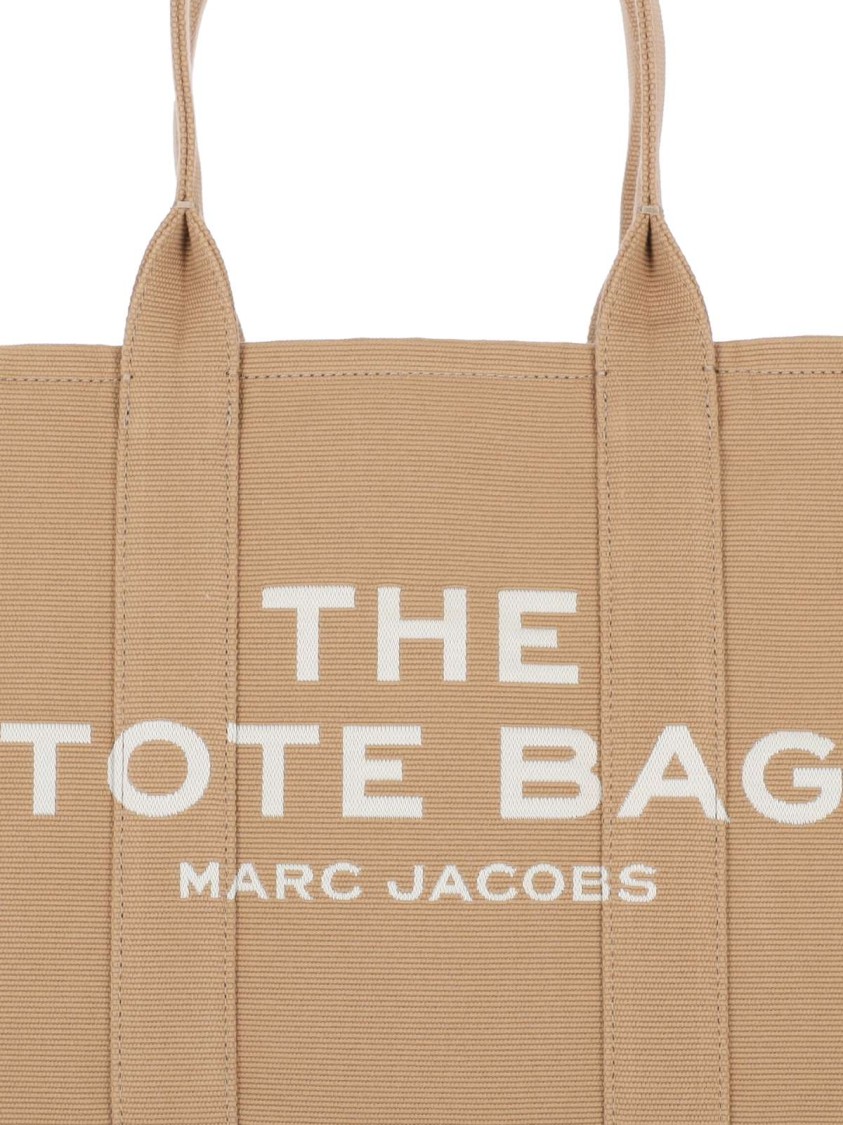 Marc Jacobs Ithe Large Tote Bag N Canvas With Jacquard Logo