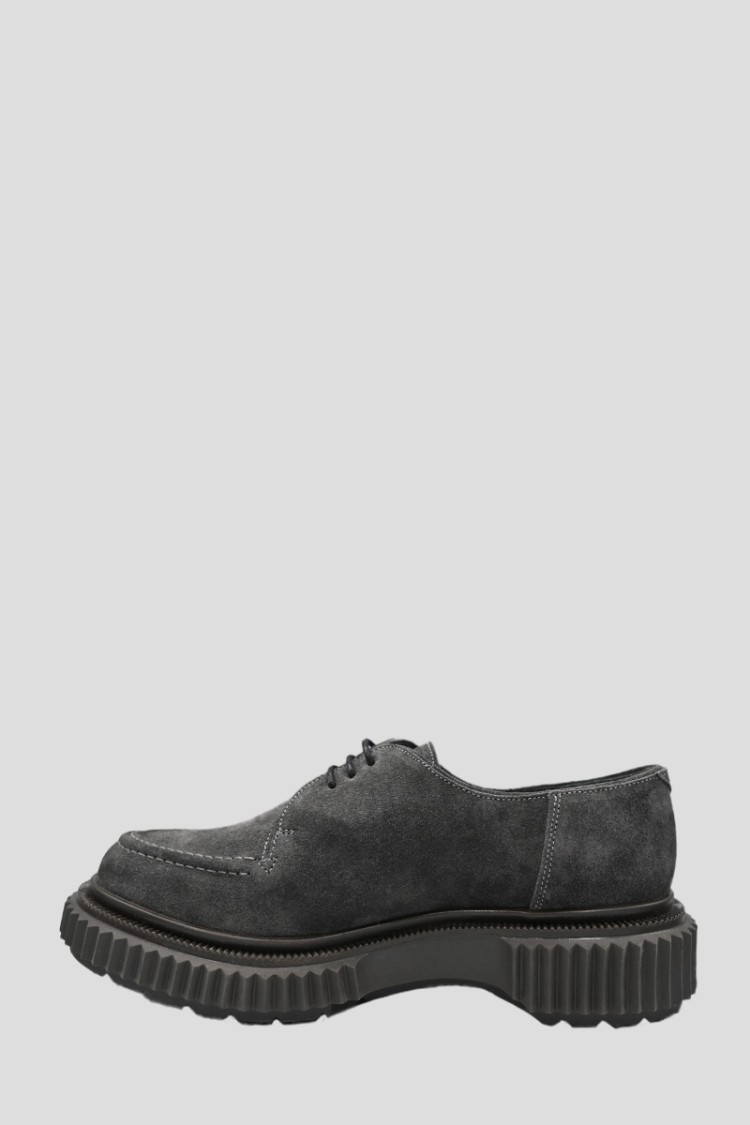 Adieu Classic Suede Platform In Charcoal In Grey