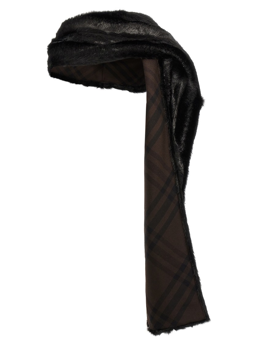 【関税込み】BURBERRY Eco fur hooded scarf Burberry Eco Fur Hooded Scarf in Black | THE LIST