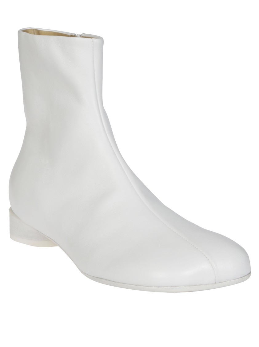 Mm6 Maison Margiela Mm6 By Maison Margiela White Ankle Boots With Smooth Leather Finish In White