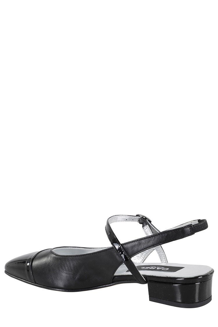 Carel Paris With Heel In Black