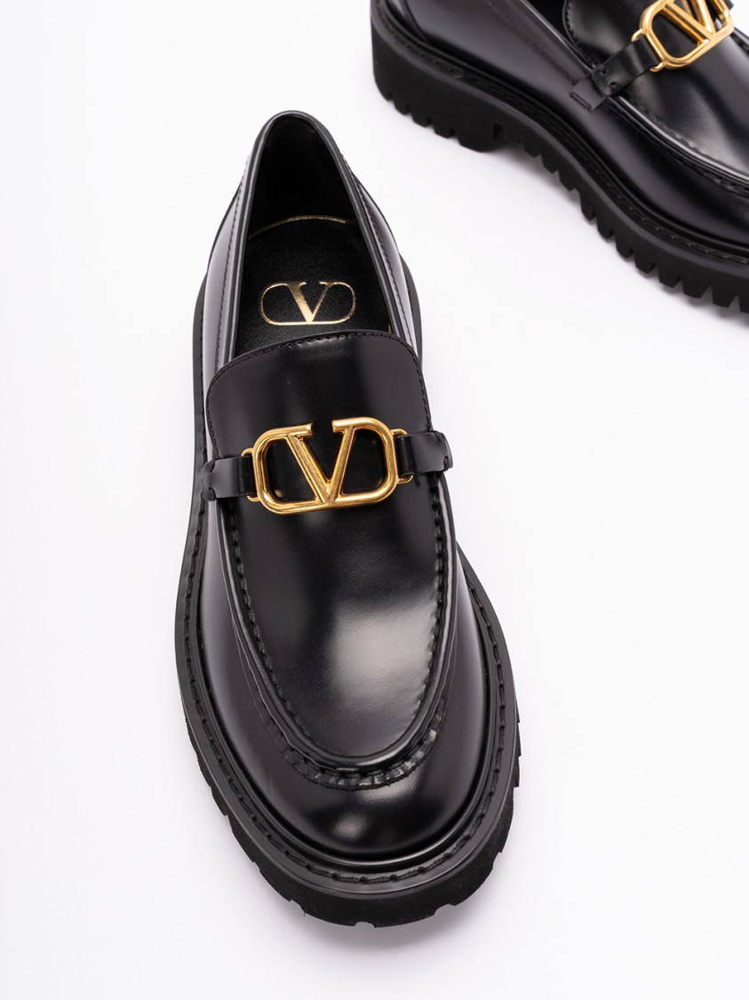 Valentino Garavani Vlogo Signature Loafers
