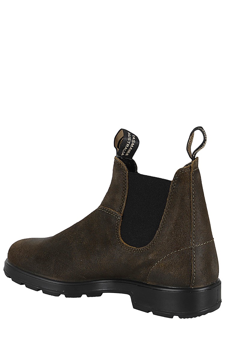 Blundstone Water-repellent Suede Ankle Boot In Dark Olive In Green