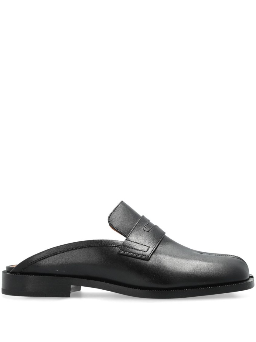フラットシューズ Maison Margiela Black Loafers With Unique Split Toe Design Maison Margiela Black Loafers With Unique Split Toe Design