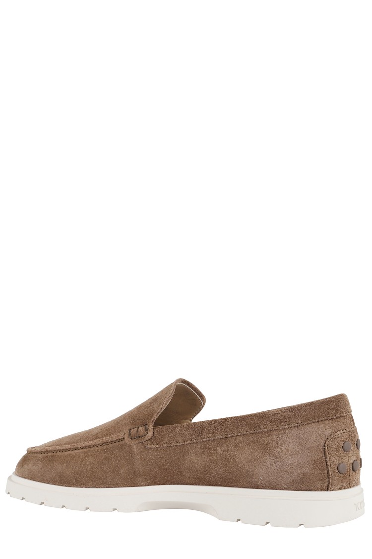 Tod's Chunky Rubber Sole Round Toe Loafers In Brown