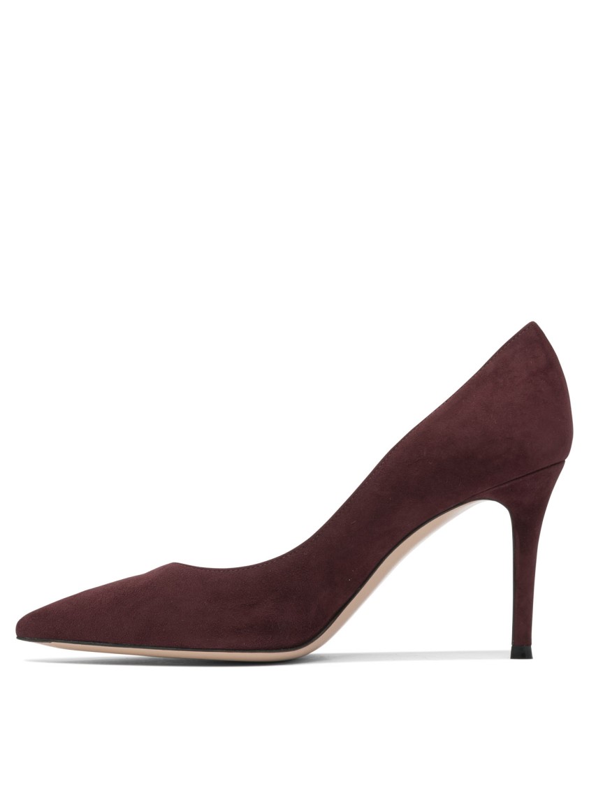 Gianvito Rossi Pointed Toe Burgundy Suede Pumps In Burgundy