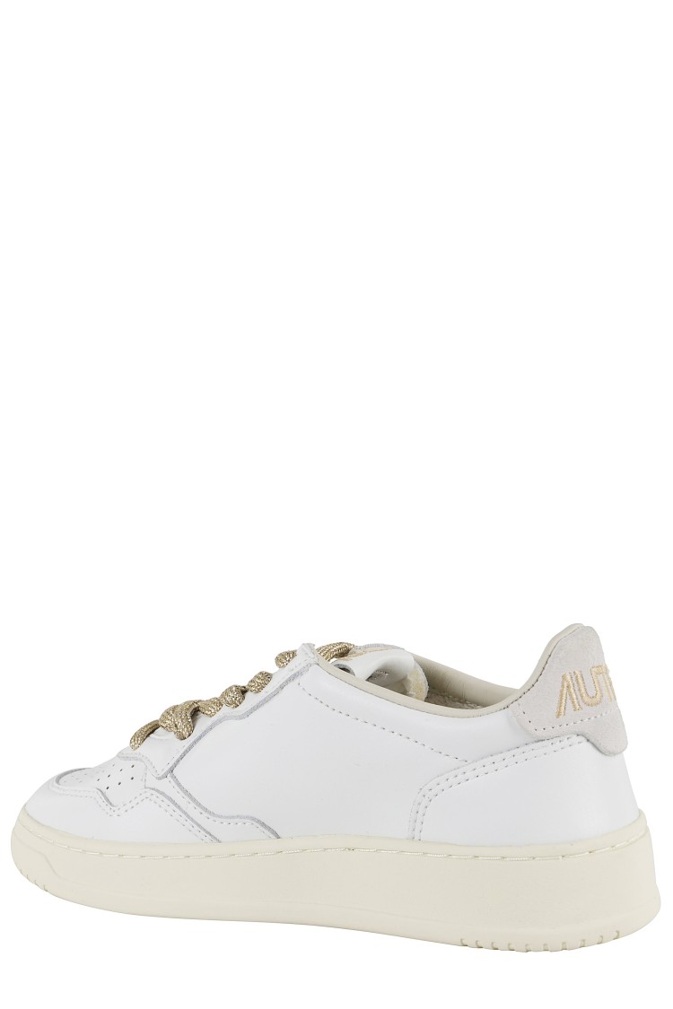 Autry Medalist Low Sneakers With Beige Suede Heel