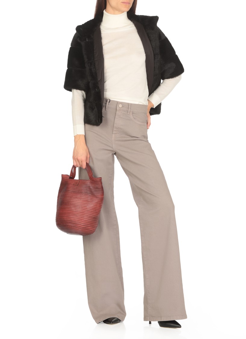 Betta Corradi Syntetic Fur Cape In Black