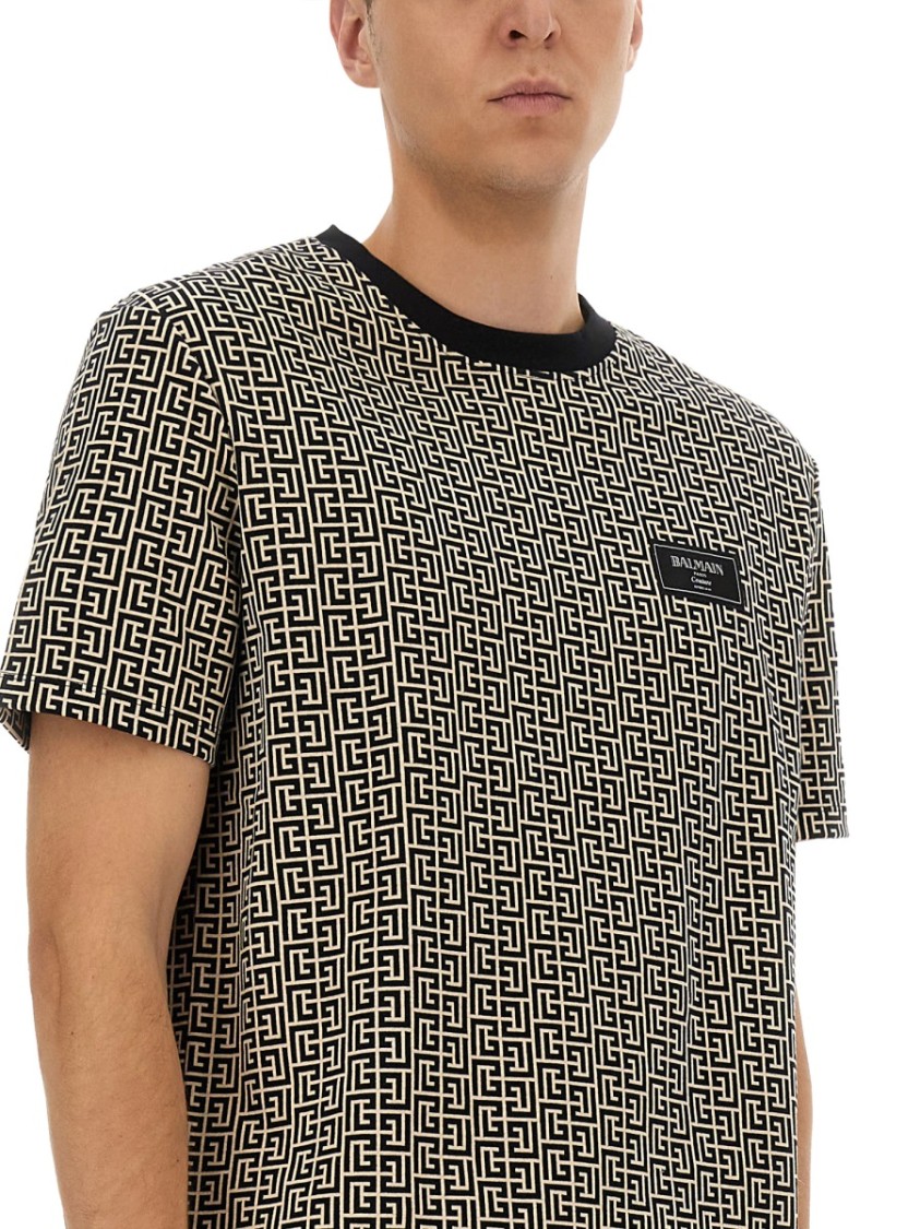 Balmain Grey T-shirt With Logo Applied On The Chest And All-over Labyrinth Motif In Cotton Man