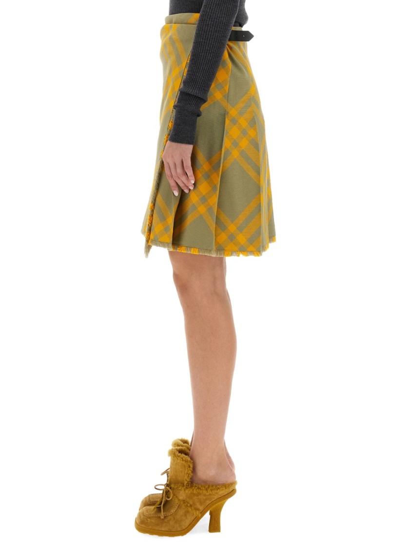 Burberry Multicolor Check-pattern Frayed Kilt In Gold