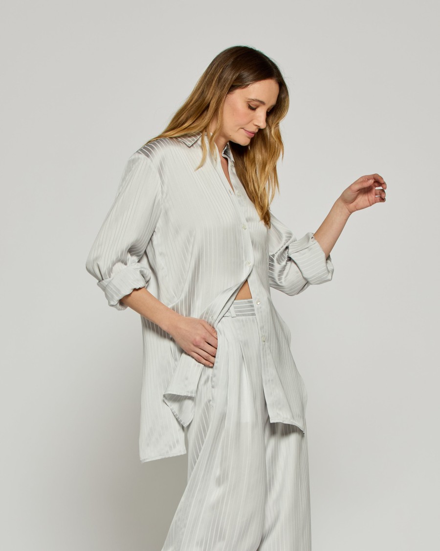 Serena Bute Satin Stripe Open Back Shirt - Silver In White