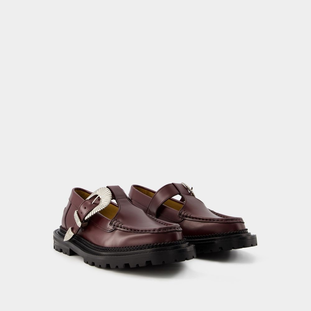 Shop Toga Pulla Aj1278 Loafers - Leather - Burgundy In Black