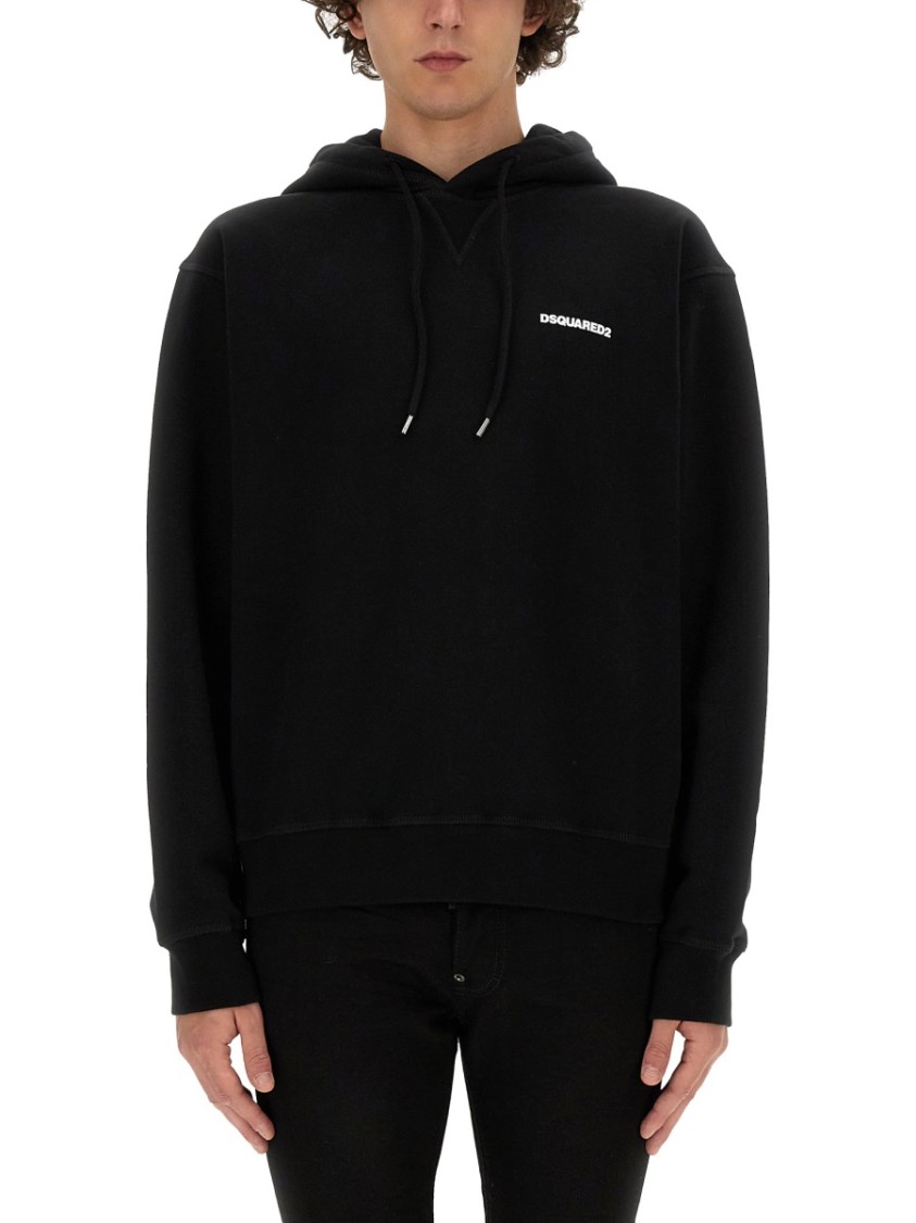 DSQUARED2 DSQUARED2 BLACK SWEATSHIRT WITH CLASSIC HOOD AND BOLD GRAPHIC PRINT