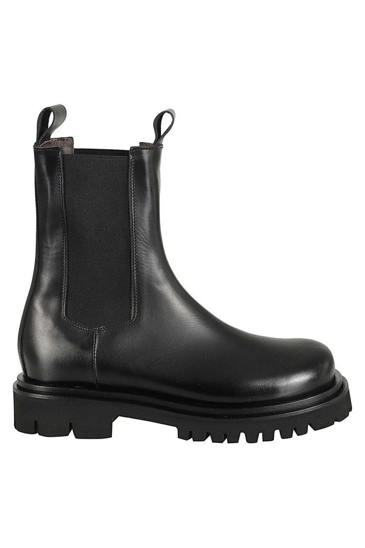 Seboy's J Step Ankle Boot In Black