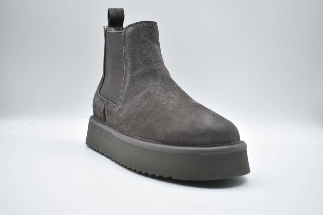 Copenhagen Studios Suede Boots With Chunky Sole In Smoke In Grey
