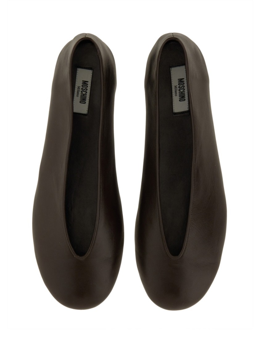 Shop Moschino "duck" Dancer Leather Flats In Brown