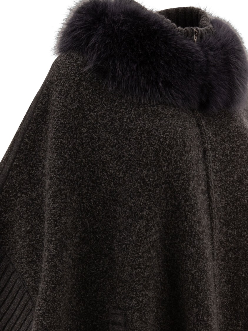 Giovi Wool And Cashmere Poncho For Women In Black