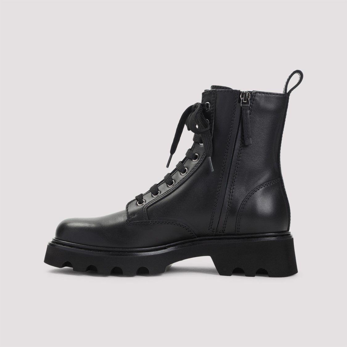 Roger Vivier Lace-up Ankle Boots With Rubber Sole In Black