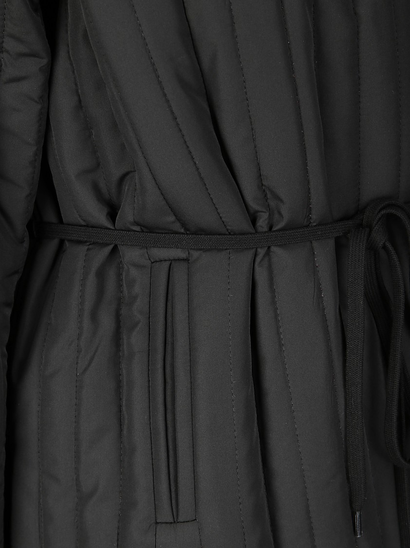 Institution Reversible Quilted Jacket In Black