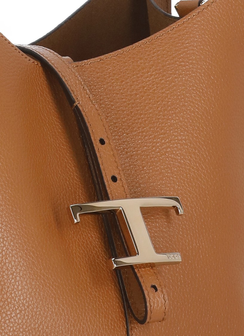 Tod's Brown Leather Shoulder Bag In Brown