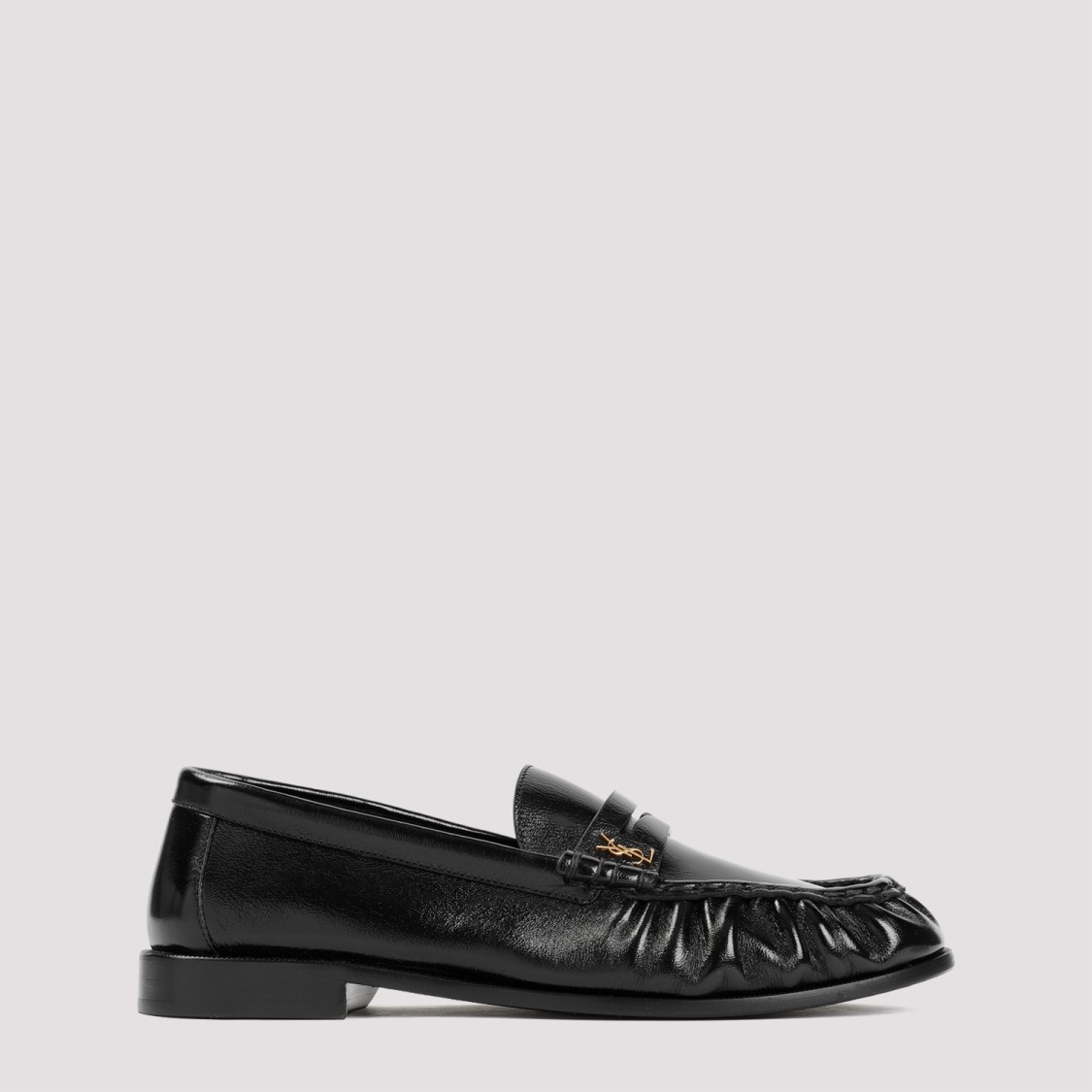 Saint Laurent 15 Black Lamb Leather Le Loafers In Black
