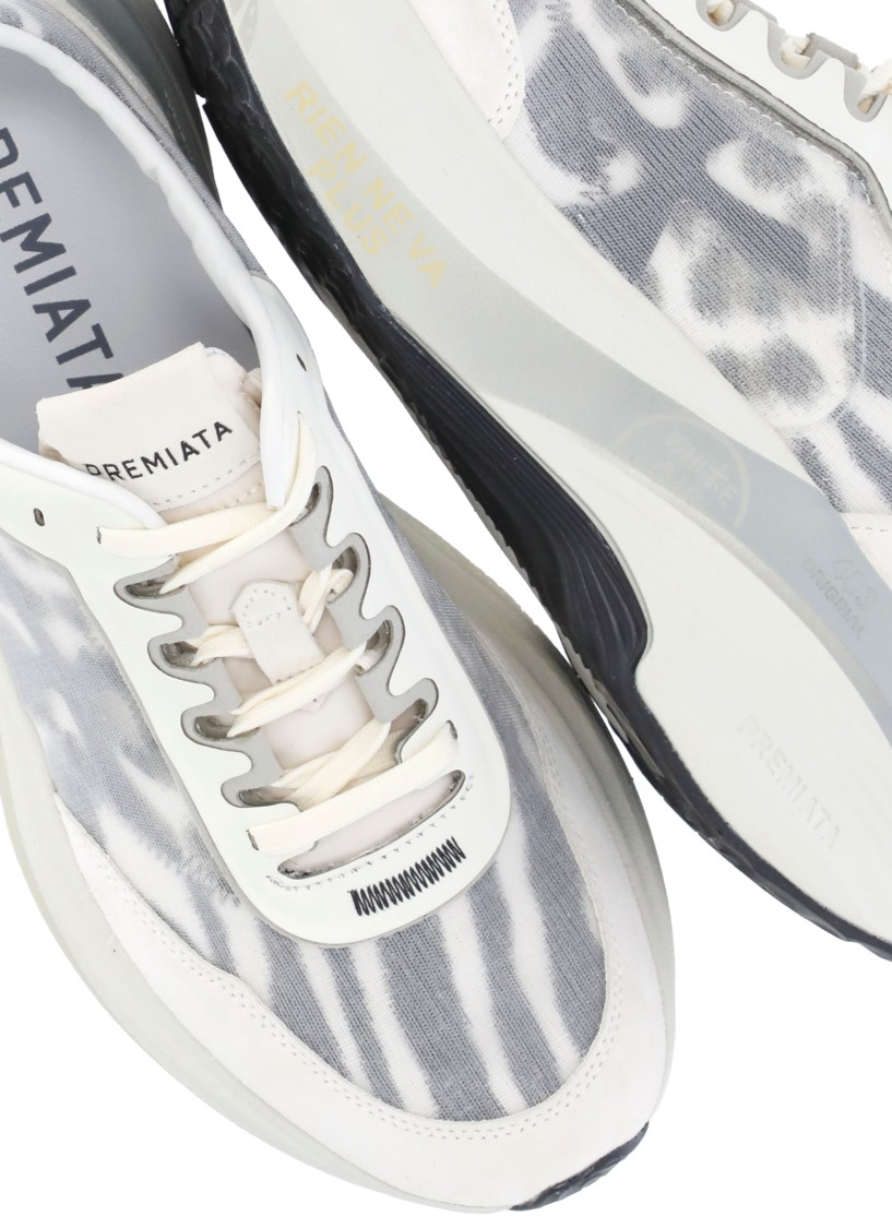 Prmt Ivory Hill 7507 Sneakers In Multi