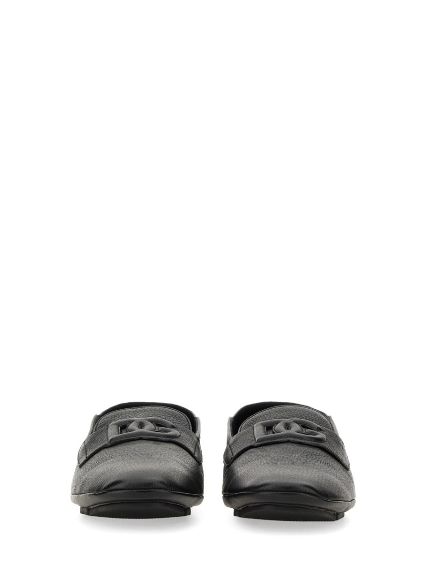 Dolce & Gabbana Leather Loafers With Round Toe And Textured Finish In Black