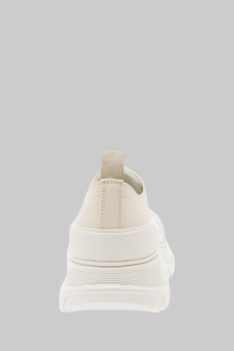 Alexander Mcqueen Tread Beige Sneakers In White