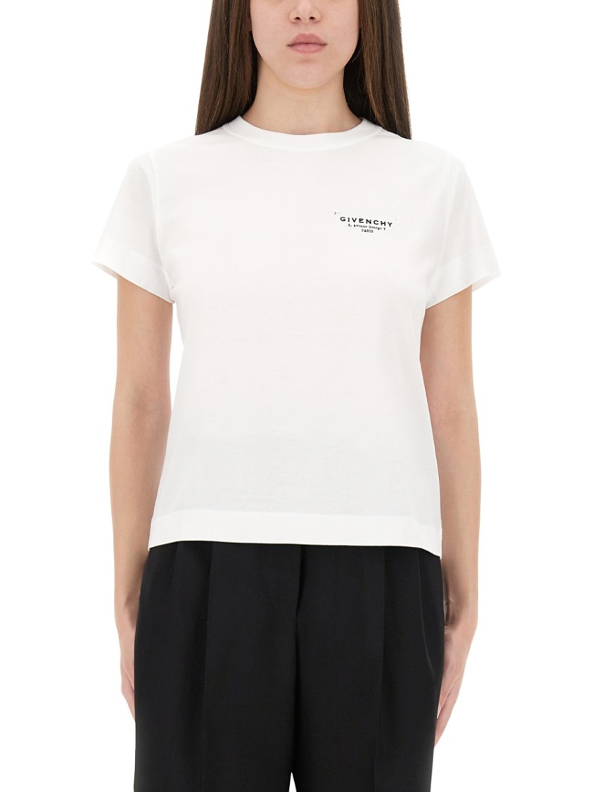 Givenchy Regular Fit Cotton T-shirt With Logo Design In White