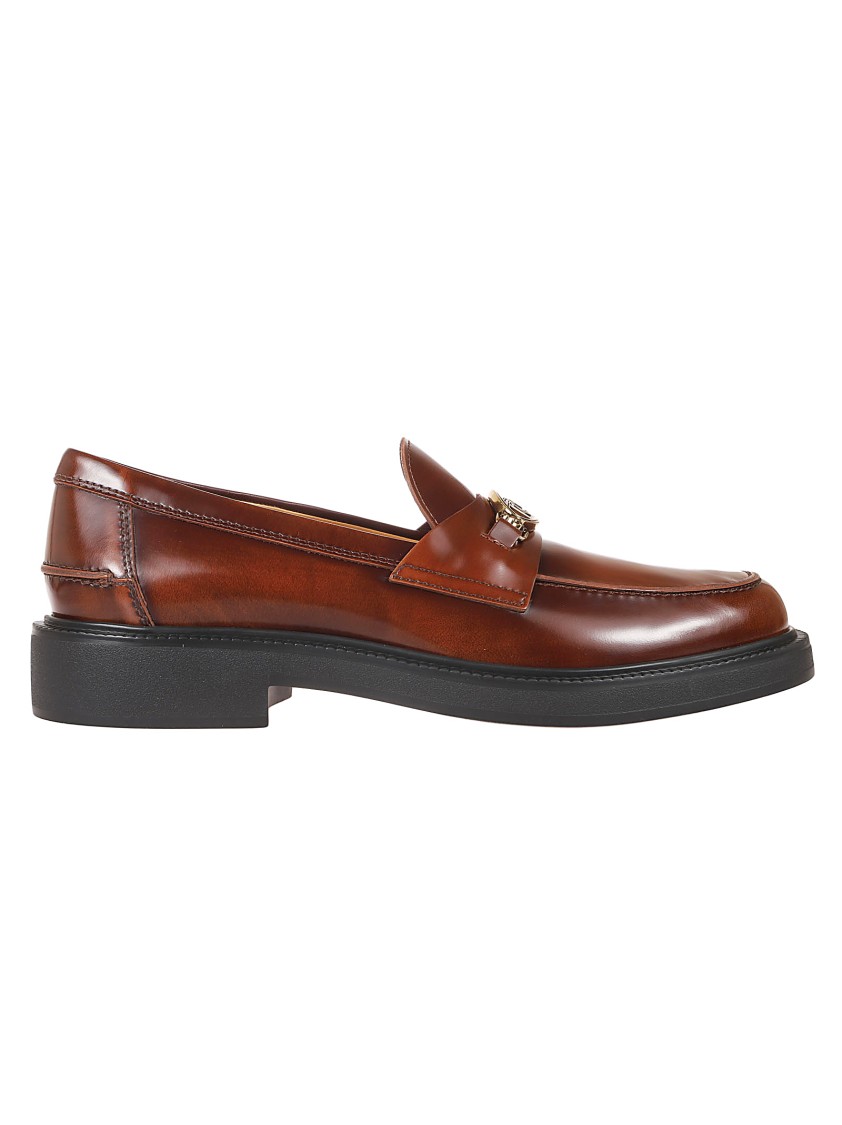 Tod's Moccasin Shoes With Decorative Emblem And Rubber Sole In Red