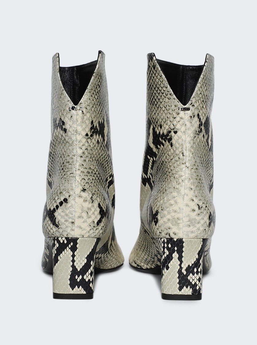 Khaite Ona Ankle In Neutrals
