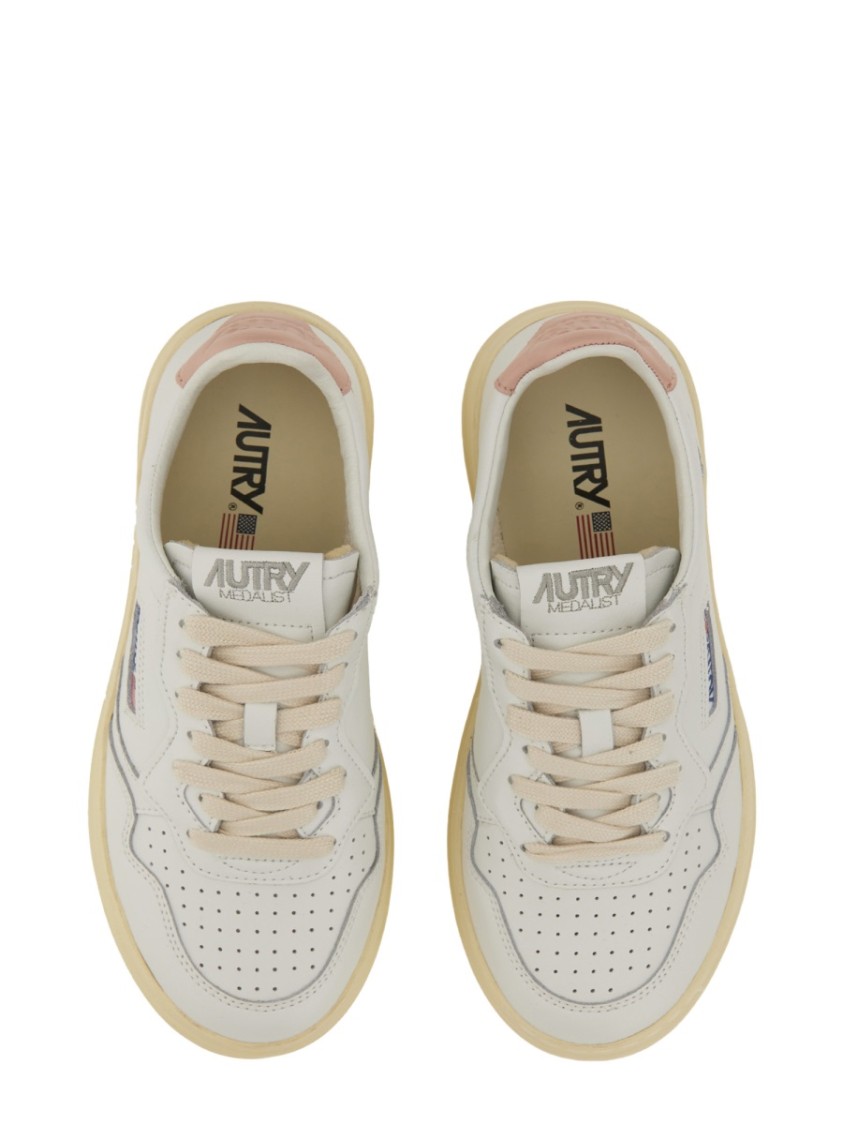 Autry Sneakers