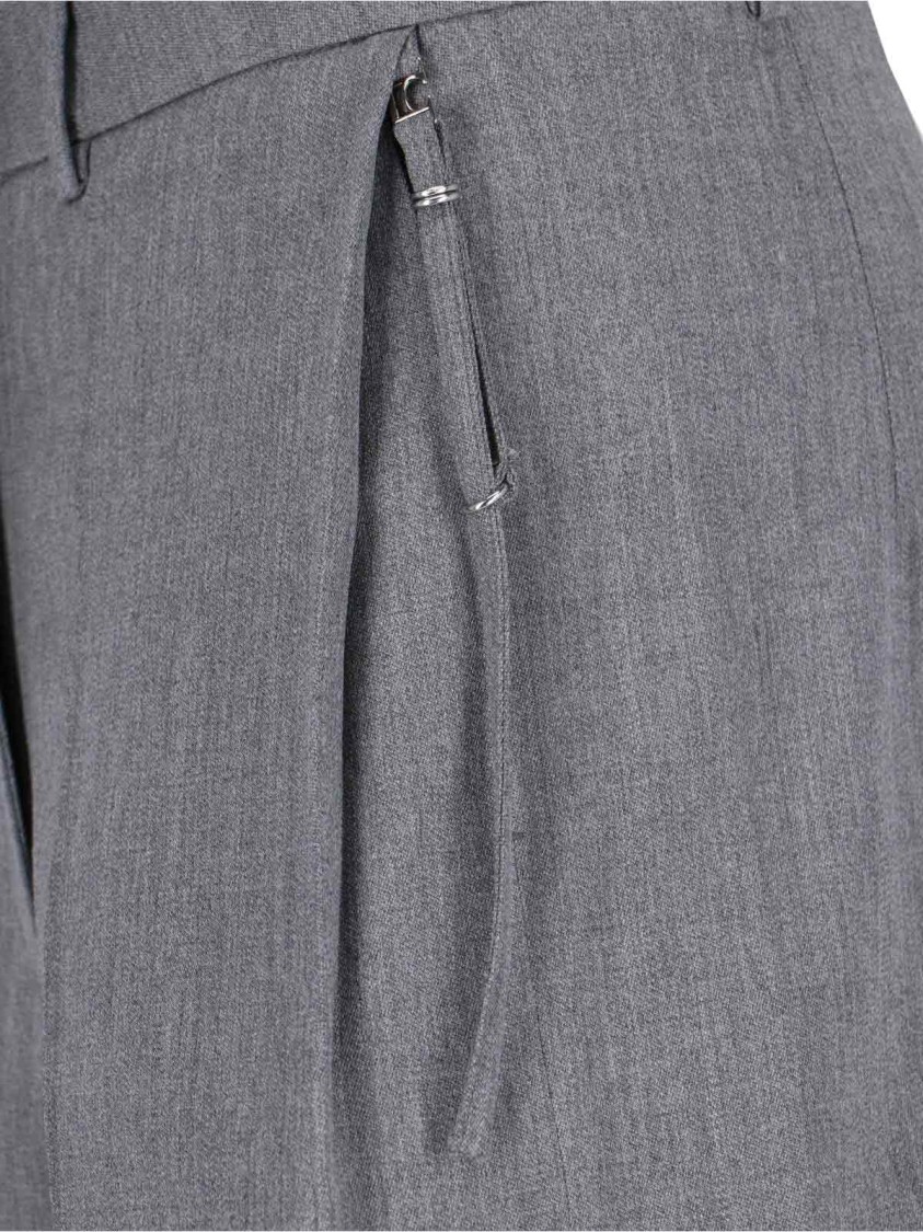 Low Classic Straight Shorts With Back Pocket And Belt Loops In Gray