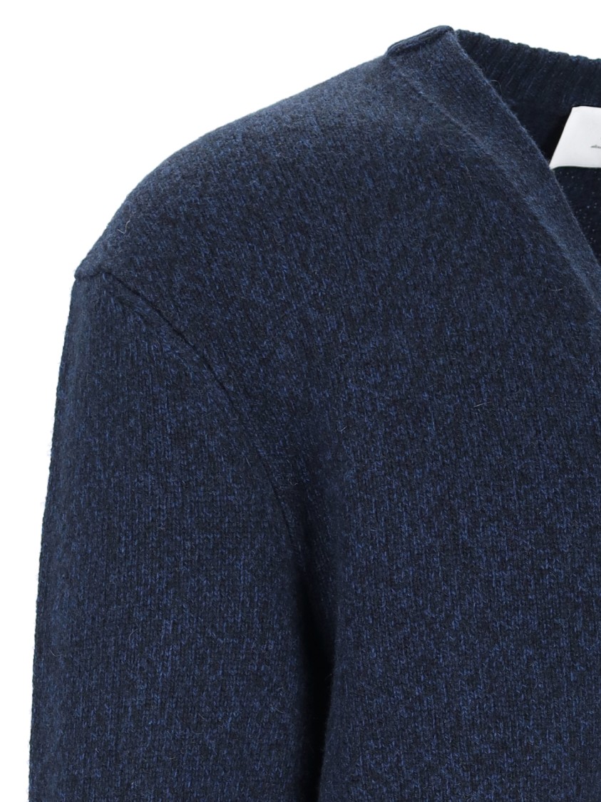 Ami Alexandre Mattiussi Ami Classic Blue Cashmere V-neck Cardigan In Blue